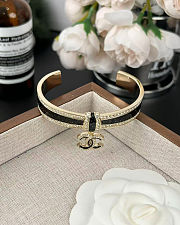 Colestore Chanel Cuff Metal, Resin & Strass Gold, Black & Crystal - 1