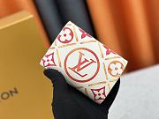 Colestore Louis Vuitton LV By The Pool Victorine Wallet Coral 12 x 9.5 x 2.5 cm - 6