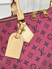 Colestore Louis Vuitton Travels With Grace Coddington Keepall Foldable 45 Monogram Red 45 x 20 x 27 cm - 3