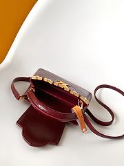 Colestore Louis Vuitton Capucines Mini Burgundy Crocodile Embossed Leather 21x13.6x8cm  - 5