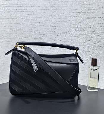 Colestore Loewe Small Puzzle Bag in Classic Calfskin and Suede Black 24x16x10cm
