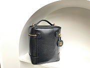 Colestore Chanel Vintage Black Cosmetic Case in Caviar Leather 15 × 12 × 17 cm. - 6