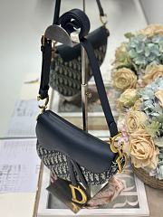 Colestore Dior Medium Soft Saddle Bag with Strap Blue Dior Oblique Jacquard and Smooth Calfskin 24 x 20 x 7 cm - 3
