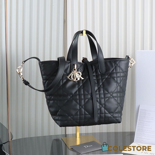 Colestore Dior Medium Dior Toujours Vertical Tote Bag Black Macrocannage Calfskin 20x18.5x22cm - 1
