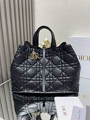 Colestore Dior Large Dior Toujours Bag Black Macrocannage Calfskin  37 x 27 x 21 cm - 1