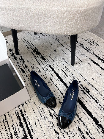 Colestore Chanel Ballerina Shoes Glossy calfskin Navy Blue & Black