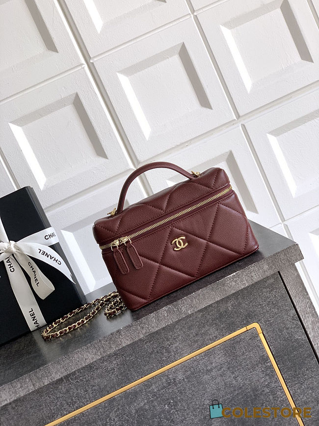 Colestore Chanel Vanity with Chain Grained Shiny Calfskin & Gold-Tone Metal Burgundy 17x19.5x5cm - 1