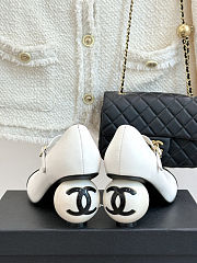 Colestore Chanel Mary Janes Lambskin, Shiny Calfskin & Faux Pearl Black & White - 5