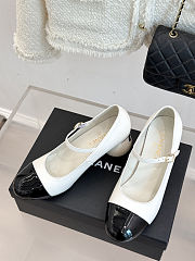 Colestore Chanel Mary Janes Lambskin, Shiny Calfskin & Faux Pearl Black & White - 6