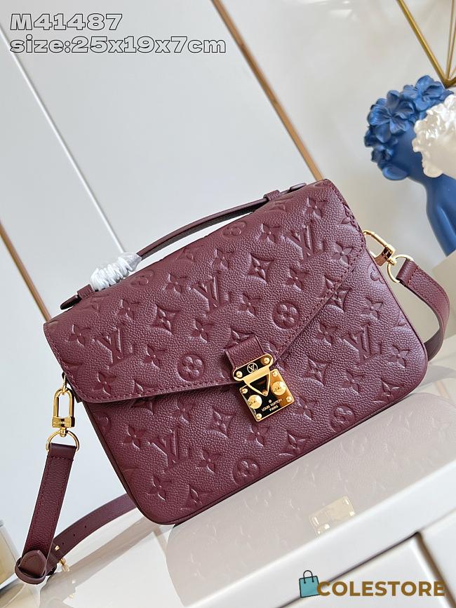 Colestore Louis Vuitton Pochette Metis MM Garnet 25 x 19 x 7cm - 1