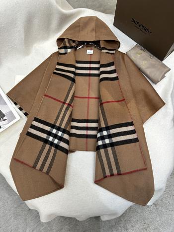 Colestore Burrbery EKD Cashmere Hooded CapePrice Archive beige