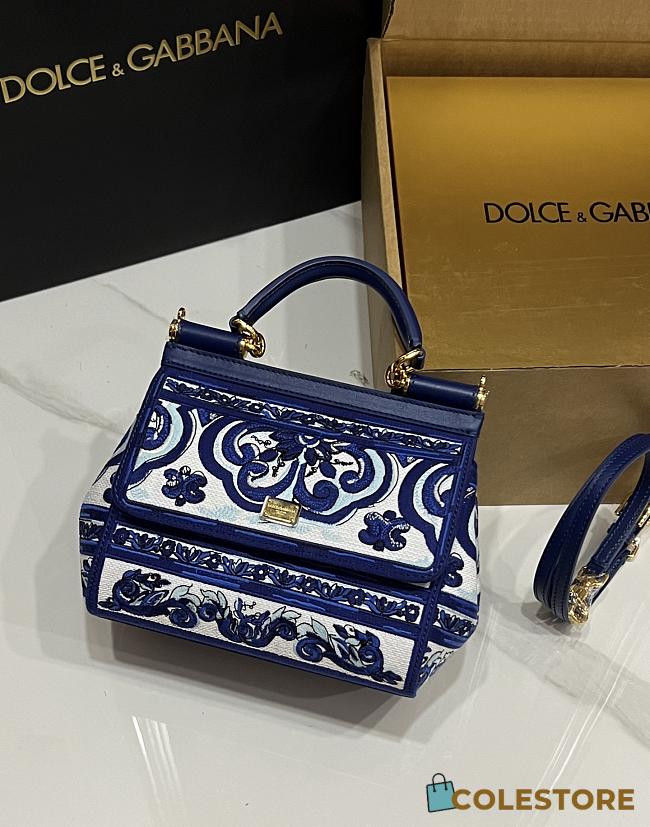 Colestore Dolce & Gabbana Maiolica Blu Medium Sicily Handbag with Majolica Embroidery 18.5x20x10cm - 1