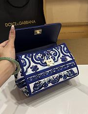 Colestore Dolce & Gabbana Maiolica Blu Medium Sicily Handbag with Majolica Embroidery 18.5x20x10cm - 3