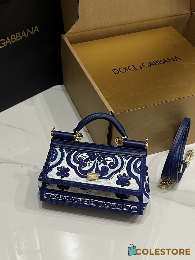 Colestore Dolce & Gabbana Maiolica Blu Small Sicily Handbag with Majolica Embroidery 13x19x6cm - 1