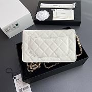 	 Colestore Chanel Classic Wallet with Strap Grained calfskin & Gold metal White 20x13x3.5cm - 4