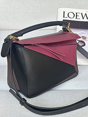 Colestore Loewe x Albers Small Puzzle Bag in Nappa Calfskin Black/Burgundy 24x16.5x10.5cm - 6