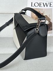 Colestore Loewe x Albers Small Puzzle Bag in Nappa Calfskin Grey/Light Ghost 24x16.5x10.5cm - 5