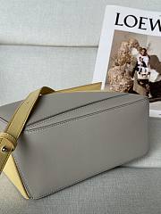 Colestore Loewe x Albers Small Puzzle Bag in Nappa Calfskin Pale Grey/Light Citrine 24x16.5x10.5cm - 2