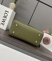 Colestore Loewe Medium Madrid bag in Supple Calfskin Green 28.5x11x23cm - 3