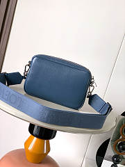 Colestore Loewe Small Pebble Messenger Bag in Supple Grained Calfskin Blue 20x12.5x6cm - 5