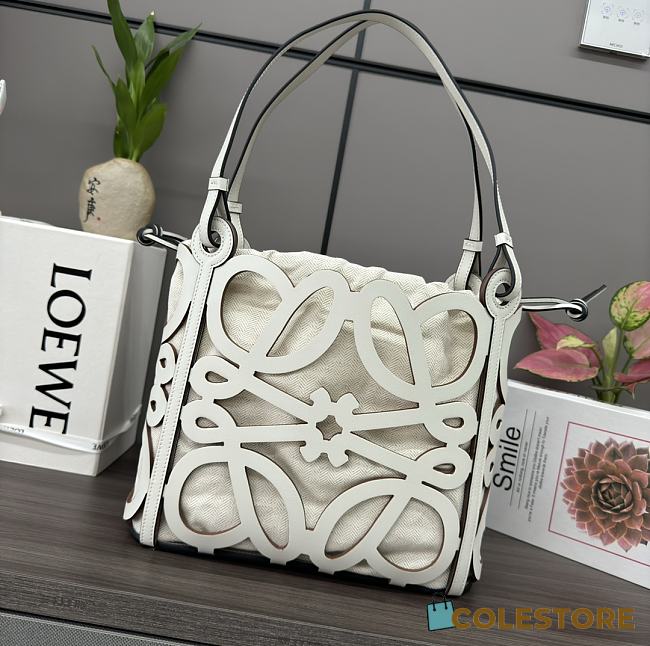 Colestore Loewe Small Anagram Cut-out Tote in Box Calfskin White 32x12x25.5cm - 1