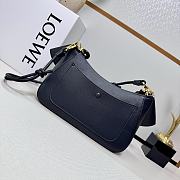 Colestore Loewe Bolsa Ola Média Com Corrente Black 26x18x13cm - 2