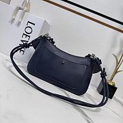 	 Colestore Loewe Bolsa Ola Média Com Corrente Navy 26x18x13cm - 3
