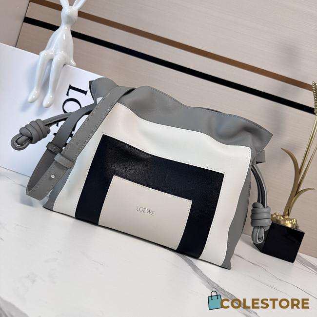 Colestore Loewe Medium Flamenco Clutch in Nappa Calfskin Multicolor Grey/Light Ghost 30x24.5x10.5cm  - 1