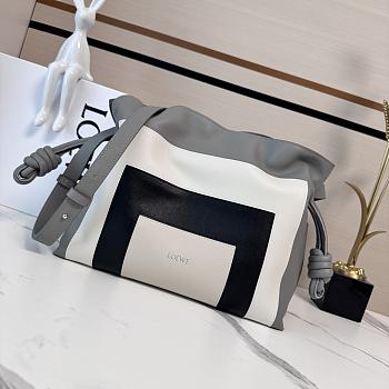 Colestore Loewe Medium Flamenco Clutch in Nappa Calfskin Multicolor Grey/Light Ghost 30x24.5x10.5cm 