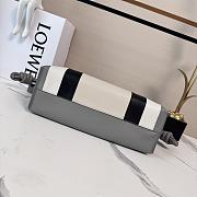 Colestore Loewe Medium Flamenco Clutch in Nappa Calfskin Multicolor Grey/Light Ghost 30x24.5x10.5cm  - 4