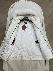 Colestore Loro Piana Coat with A Fur-Trimmed Hood White - 5