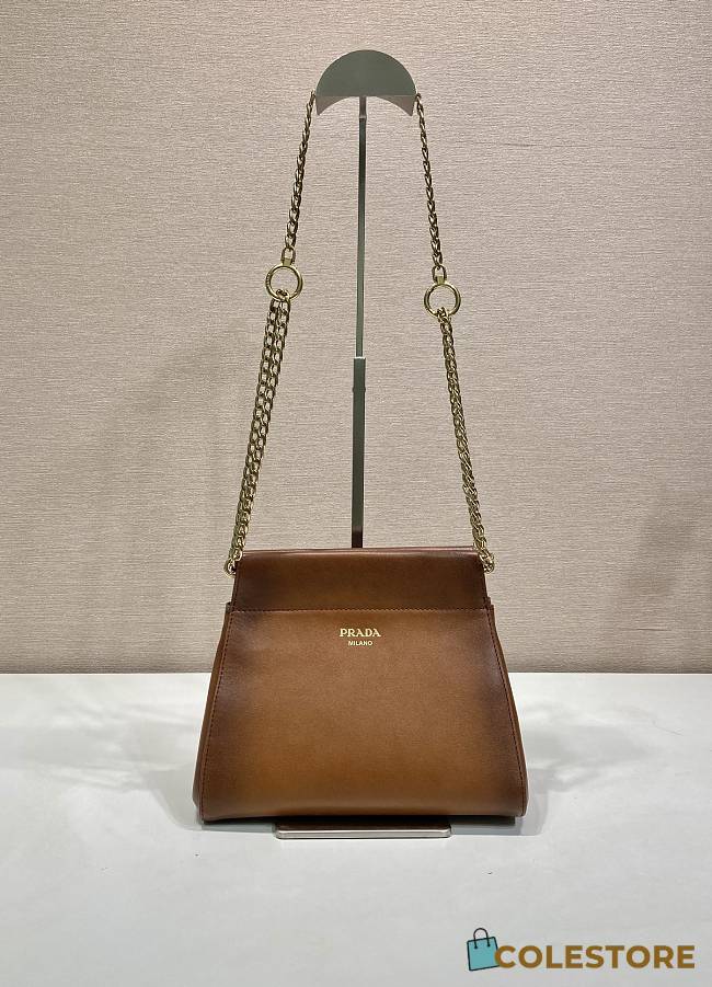 Colestore Prada Mini sac Prada Enchaîné en cuir Cognac 22x18x11.5cm - 1