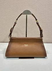 Colestore Prada Cognac Prada Enchaîné medium leather bag 32.5x15.5x11cm - 1