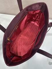 Colestore Prada Re-Edition 1978 medium Re-Nylon and Saffiano leather tote bag Burgundy 35x26x15cm - 6