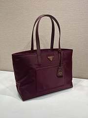 Colestore Prada Re-Edition 1978 medium Re-Nylon and Saffiano leather tote bag Burgundy 35x26x15cm - 4