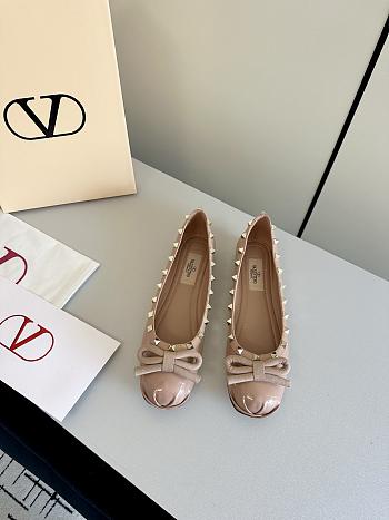 Colestore Valentino Garavani Rockstud Patent Leather Ballerinas in Pink