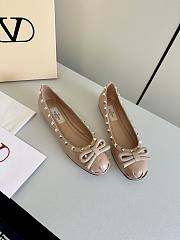 Colestore Valentino Garavani Rockstud Patent Leather Ballerinas in Pink - 4