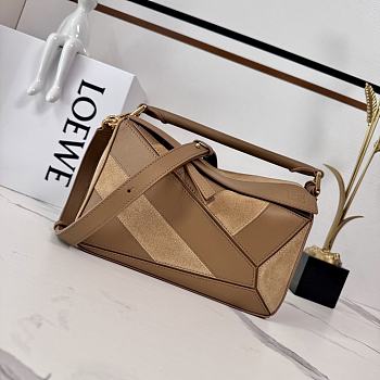 Colestore Loewe Small Puzzle Bag in Classic Calfskin and Suede Brown 24x10.5x16cm