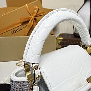 Colestore Louis Vuitton Capucines Mini Crystal-Embellished Finish and Crocodile-Pattern Leather Handle 21x13.6x8cm - 6