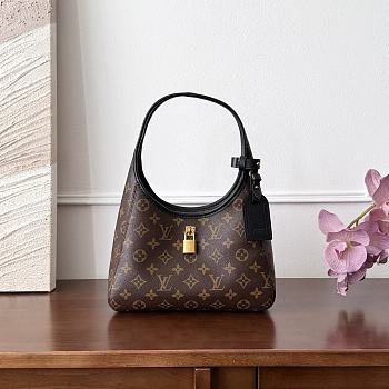 Colestore Louis Vuitton The Drop PM Monogram Coated Canvas M12940 15x12x28cm