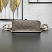 Colestore Louis Vuitton Diane Smoke Embossed Grained Cowhide Leather M15049 15 x 9 x 24cm - 4