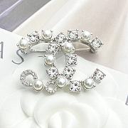 Colestore Chanel 25 Silver Crystal & Pearl Double C Brooch - 5
