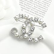 Colestore Chanel 25 Silver Crystal & Pearl Double C Brooch - 4