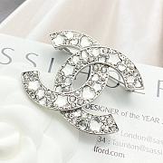 Colestore Chanel 25 White Gold Star & Pearl Double C Brooch - 5