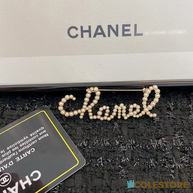 Colestore Chanel Classic Gold-Tone Brooch - 1