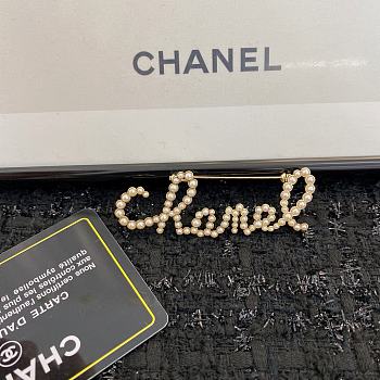 Colestore Chanel Classic Gold-Tone Brooch
