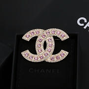 Colestore Chanel Black Letter Brooch – Classic & Elegant Design - 1