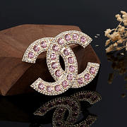 Colestore Chanel Black Letter Brooch – Classic & Elegant Design - 2
