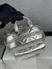 Colestore Chanel Metallic Silver Quilted Mini Backpack with Gold-Tone Hardware 22x22.5x8.5cm - 2