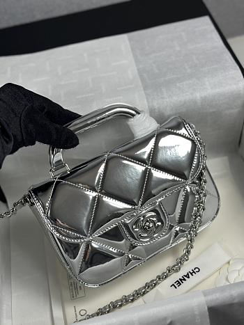Colestore Chanel Small Clutch with Chain High-Shine Calfskin & Silver Metal Silver 18x4.5x13cm